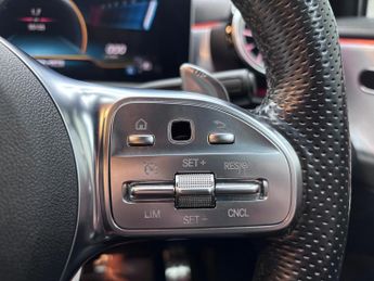 Mercedes-Benz A Class 2.0 A35 AMG (Premium) SpdS DCT 4MATIC Euro 6 (s/s) 5dr