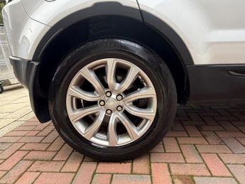 Land Rover Range Rover Evoque 2.0 TD4 SE Tech Auto 4WD Euro 6 (s/s) 5dr