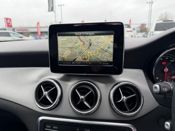 Mercedes-Benz CLA 2.1 CLA220d AMG Line Coupe 4dr Diesel 7G-DCT 4MATIC Euro 6 (s/s)