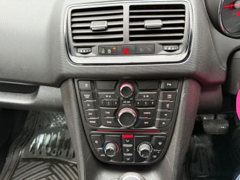 Vauxhall Meriva 1.4i Turbo Exclusiv Auto Euro 6 5dr