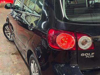 Volkswagen Golf Plus 1.6 TDI SE DSG Euro 5 5dr