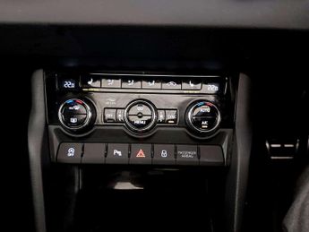 Skoda Karoq 2.0 TSI SportLine SUV 5dr Petrol DSG 4WD Euro 6 (s/s) (190 ps)