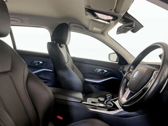 BMW 3 Series 2.0 330e 12kWh SE Pro Touring 5dr Petrol Plug-in Hybrid Auto Eur