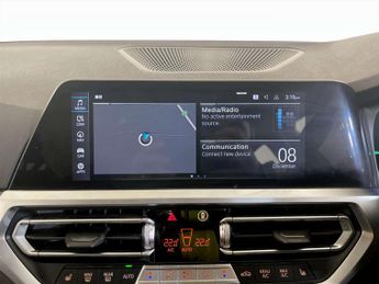 BMW 3 Series 2.0 330e 12kWh SE Pro Touring 5dr Petrol Plug-in Hybrid Auto Eur