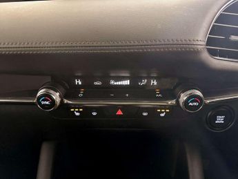 Mazda Mazda3 2.0 e-SKYACTIV-X MHEV SE-L Lux Hatchback 5dr Petrol Manual Euro 