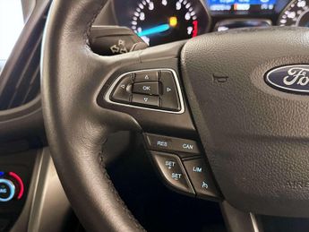 Ford Kuga 1.5T EcoBoost Zetec SUV 5dr Petrol Auto AWD Euro 6 (s/s) (176 ps