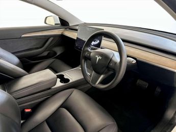 Tesla Model 3 Standard Range Plus Saloon 4dr Electric Auto RWD (241 bhp)