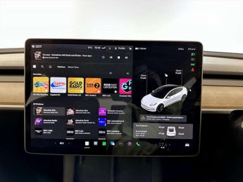 Tesla Model 3 Standard Range Plus Saloon 4dr Electric Auto RWD (241 bhp)