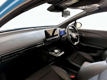 MG MG4 64kWh Trophy Long Range Hatchback 5dr Electric Auto (203 ps)