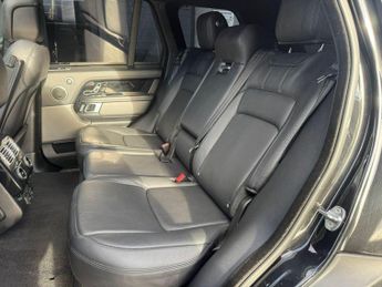 LAND ROVER RANGE ROVER 3.0 TD V6 Vogue SUV 5dr Diesel Auto 4WD Euro 6 (s/s) (258 ps) **