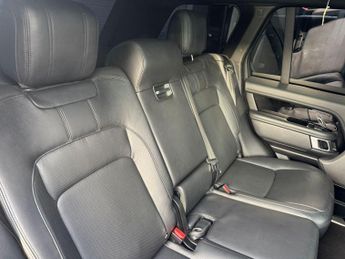 LAND ROVER RANGE ROVER 3.0 TD V6 Vogue SUV 5dr Diesel Auto 4WD Euro 6 (s/s) (258 ps) **