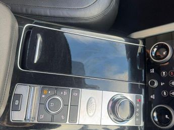 LAND ROVER RANGE ROVER 3.0 TD V6 Vogue SUV 5dr Diesel Auto 4WD Euro 6 (s/s) (258 ps) **