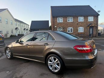 Mercedes-Benz E Class 3.0 E350 CDI V6 BlueEfficiency Avantgarde Edition 125 G-Tronic+ 
