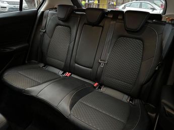 Ford Focus 1.0T EcoBoost Titanium X Euro 6 (s/s) 5dr