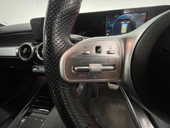 Mercedes-Benz GLB 1.3 GLB200 AMG Line 7G-DCT Euro 6 (s/s) 5dr