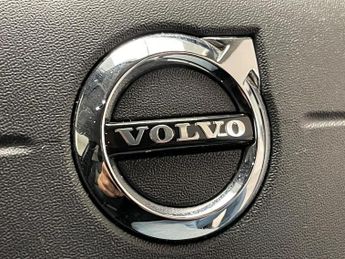 Volvo V40 Cross Country 1.5 T3 Pro Auto Euro 6 (s/s) 5dr