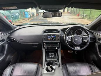 Jaguar F-PACE 3.0 V6 S Auto AWD Euro 6 (s/s) 5dr