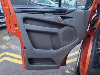Ford Transit Custom 2.0 320 EcoBlue Limited Crew Van Auto L1 H1 Euro 6 (s/s) 5dr (6 