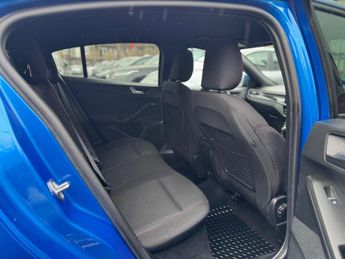 Ford Focus 1.0T EcoBoost MHEV ST-Line DCT Euro 6 (s/s) 5dr