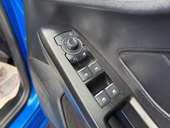 Ford Focus 1.0T EcoBoost MHEV ST-Line DCT Euro 6 (s/s) 5dr