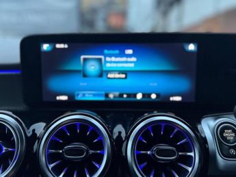 Mercedes-Benz GLB 1.3 GLB200 MHEV AMG Line (Executive) 7G-DCT Euro 6 (s/s) 5dr