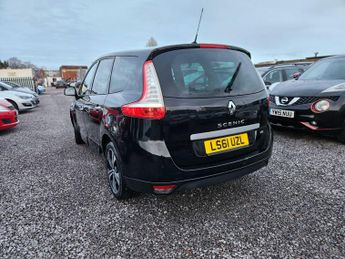 Renault Grand Scenic 1.5 dCi Dynamique TomTom EDC Euro 5 5dr