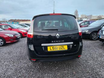 Renault Grand Scenic 1.5 dCi Dynamique TomTom EDC Euro 5 5dr
