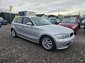 BMW 120 2.0 120i SE Steptronic Euro 4 5dr