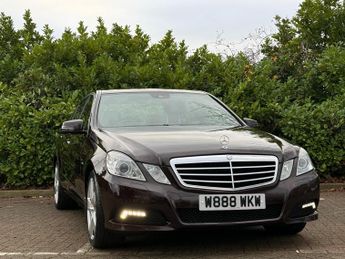 Mercedes-Benz E Class 2.1 E250 CDI BlueEfficiency Avantgarde Tiptronic Euro 5 4dr