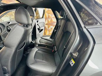 Audi A1 1.4 TFSI CoD Black Edition Sportback S Tronic Euro 5 (s/s) 5dr