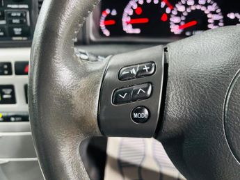 Toyota Corolla 1.6 VVT-i Colour Collection 5dr