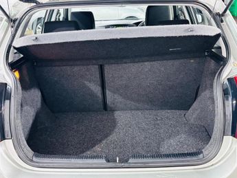 Toyota Corolla 1.6 VVT-i Colour Collection 5dr