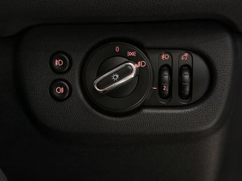 MINI Clubman 1.5 Cooper Auto Euro 6 (s/s) 6dr