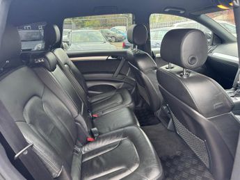 Audi Q7 3.0 TDI V6 S line Tiptronic quattro Euro 5 (s/s) 5dr