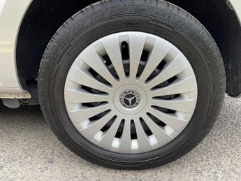 Mercedes-Benz eVito 114 e 41kWh Progressive Panel Van 6dr Electric Auto FWD L2 (LWB)