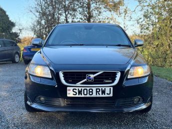 VOLVO S40 2.0D SE Sport Saloon 4dr Diesel Manual Euro 4 (136 ps)