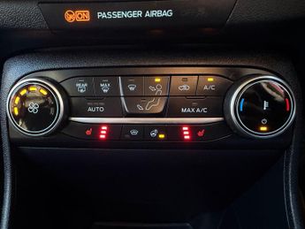 FORD FIESTA TITANIUM X MHEV