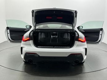 BMW 4 Series 2.0 420d MHT M Sport Auto xDrive Euro 6 (s/s) 2dr