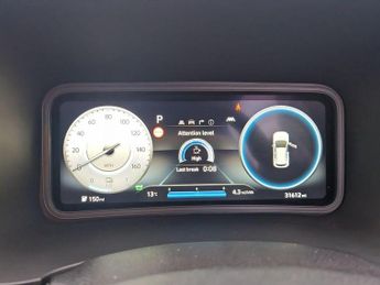 Hyundai Kona 64kWh Premium SUV 5dr Electric Auto (10.5kW Charger) (204 ps)
