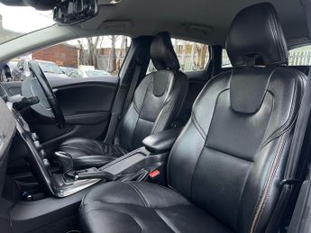 Volvo V40 Cross Country 1.6 D2 Lux Powershift Euro 5 (s/s) 5dr