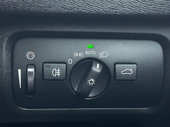 Volvo V40 Cross Country 1.6 D2 Lux Powershift Euro 5 (s/s) 5dr