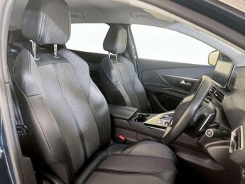 Peugeot 3008 1.6 13.2kWh Allure Premium SUV 5dr Petrol Plug-in Hybrid e-EAT E