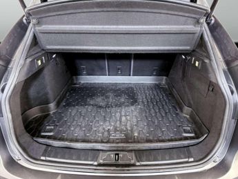 Jaguar F-PACE 3.0 V6 S SUV 5dr Petrol Auto AWD Euro 6 (s/s) (380 ps)