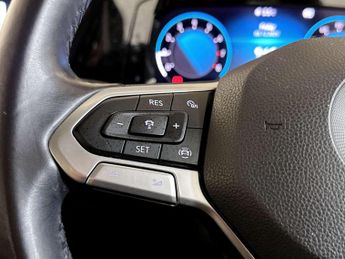 Volkswagen Golf 1.5 TSI Life Hatchback 5dr Petrol Manual Euro 6 (s/s) (150 ps)