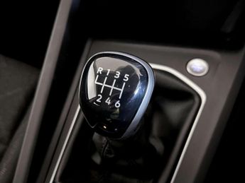 Volkswagen Golf 1.5 TSI Life Hatchback 5dr Petrol Manual Euro 6 (s/s) (150 ps)