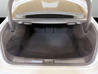 Mercedes-Benz CLA 1.3 CLA250e 15.6kWh AMG Line (Premium) Coupe 4dr Petrol Plug-in 