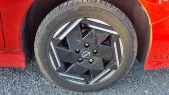 NISSAN LEAF ELECTRIC HATCHBACK ACENTA 5DR Automatic