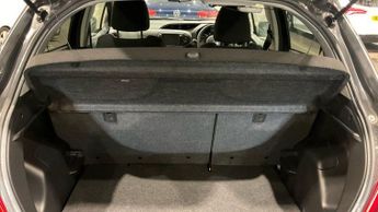 Toyota Yaris 1.33 Dual VVT-i Design Multidrive S Euro 6 5dr