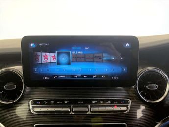 Mercedes-Benz EQV EQV 300e 90kWh Sport (Premium) MPV 5dr Electric Auto (204 ps)