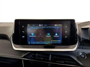 Peugeot E-2008 50kWh Allure Premium SUV 5dr Electric Auto (7kW Charger) (136 ps